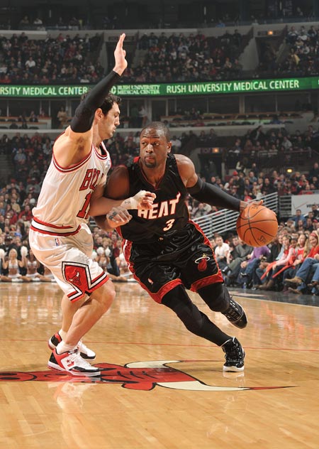 印尼羽毛球公开赛半决赛：王祉怡2-0击败韩悦 和安洗莹会师决赛