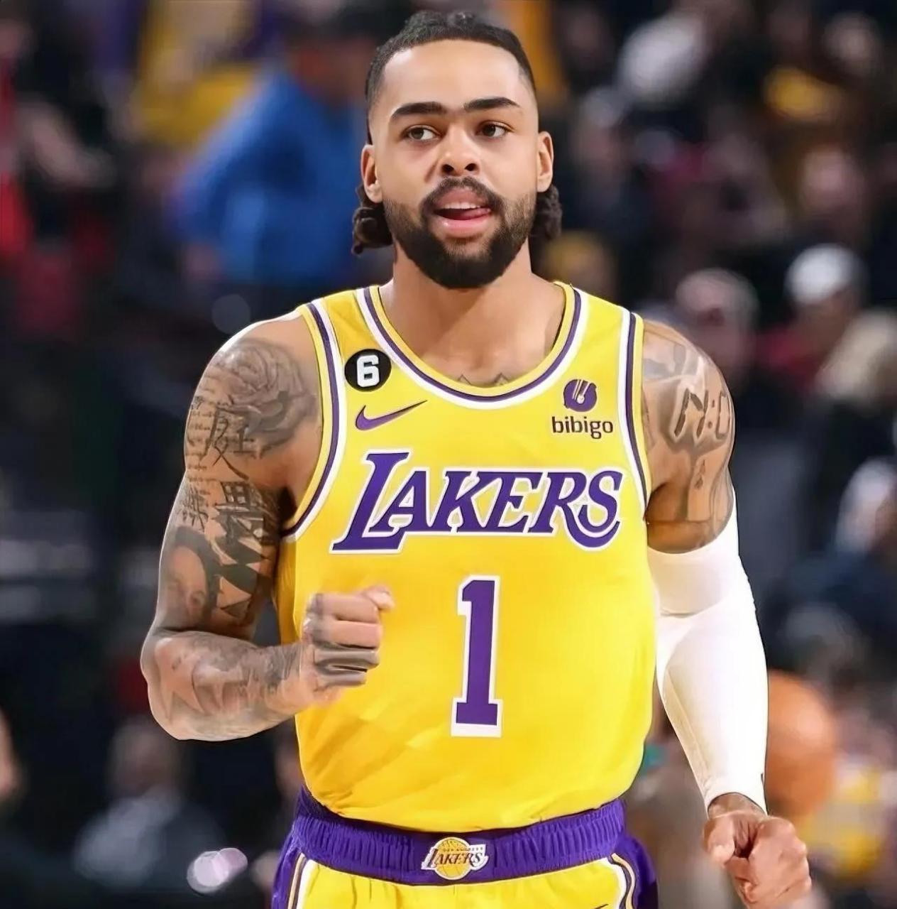 被对手逐街 被对手逐街