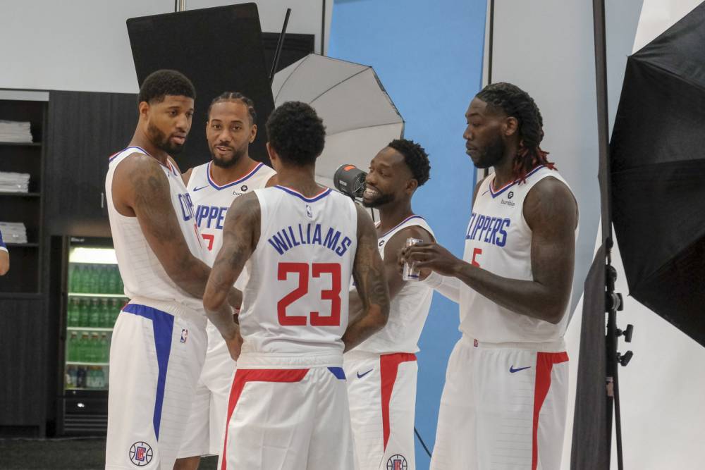 迫使底角协 迫使底角协